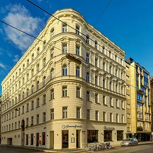 Hotel H+, Viena